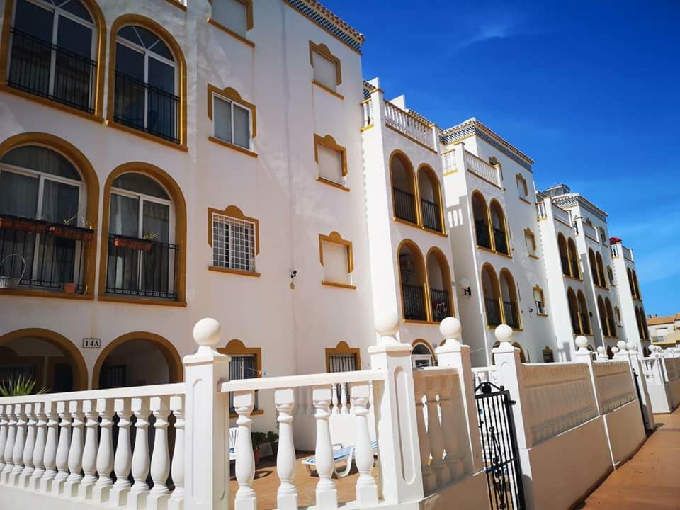 Apartment Walsh - La Zenia Orihuela Buitenkant foto